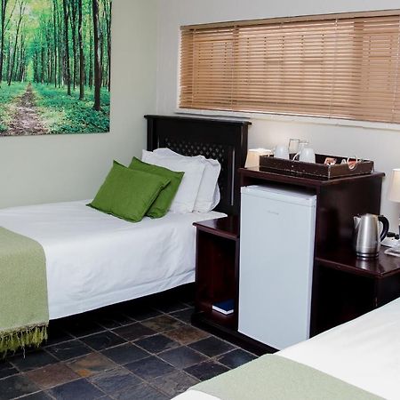 85 Ehmke Guesthouse Mbombela Extérieur photo